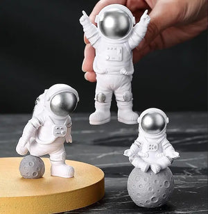 Astronaut Figure Statue Spaceman Sculpture