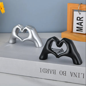 Heart Hand Statue Living Room Decoration