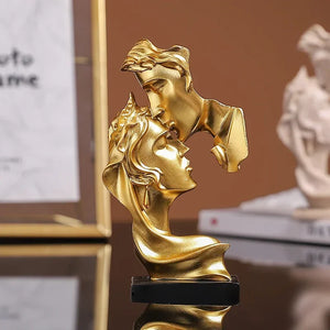 Lovers Statue Figurine Kissing Posture Model